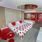Adam & Eve - Adult Only 5*